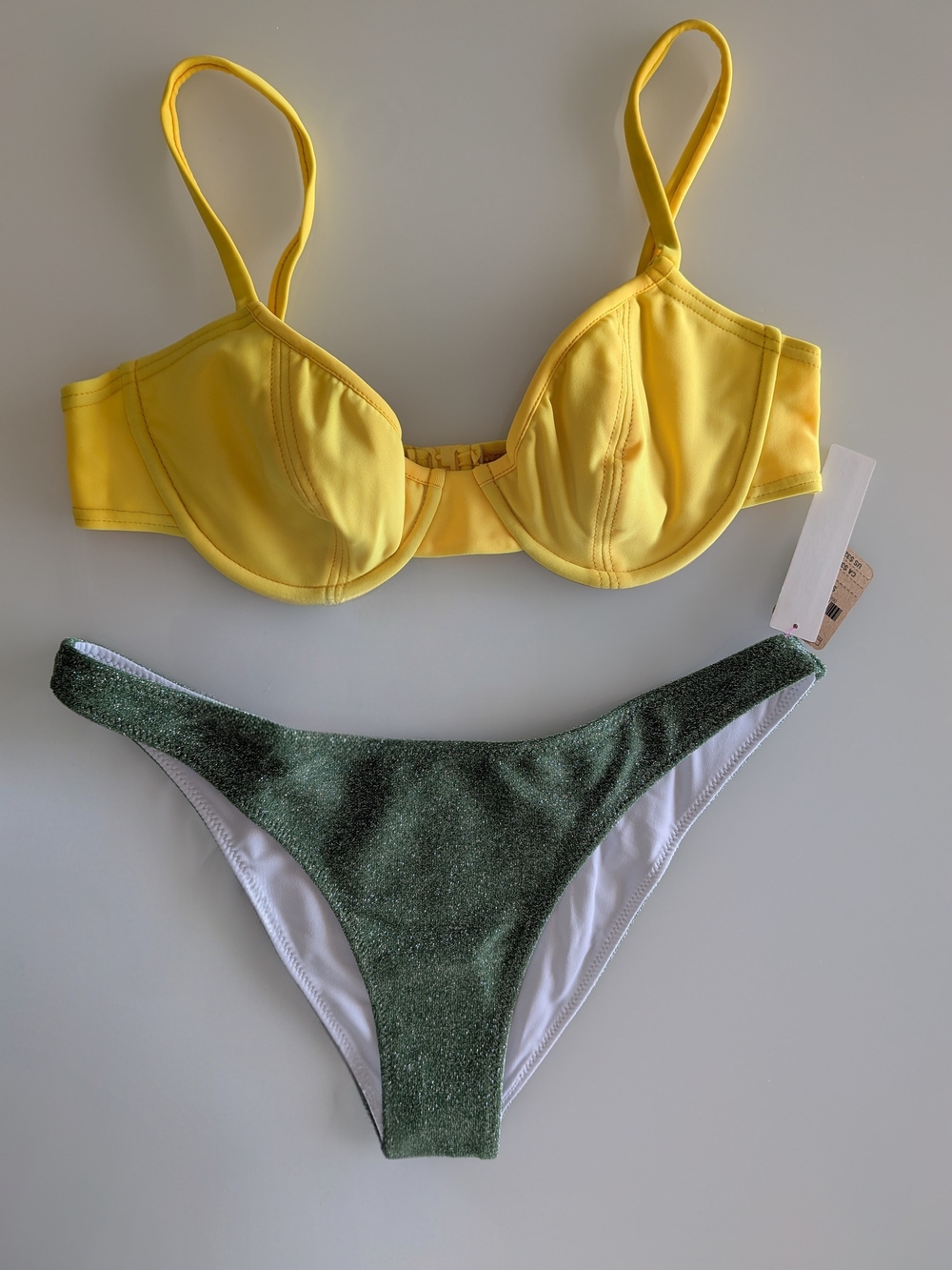 Victoria’s Secret Pink Shimmer Bikini Bottom M S Yellow Underwire Top Set M